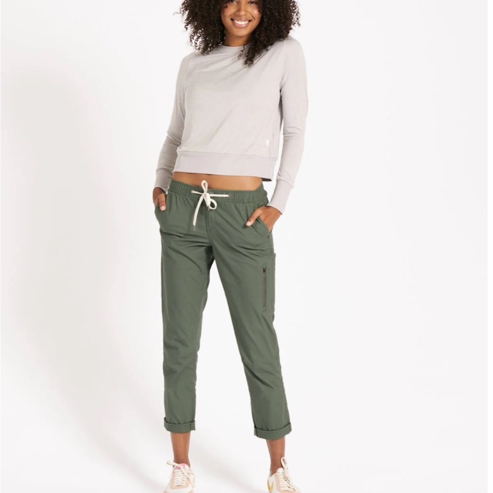 Vuori Army Ripstop Pants.  Size Smal